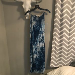Maxi dress.
